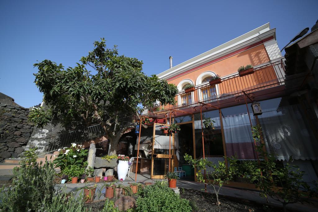 B&B Polifemo Etna Nicolosi Exterior foto