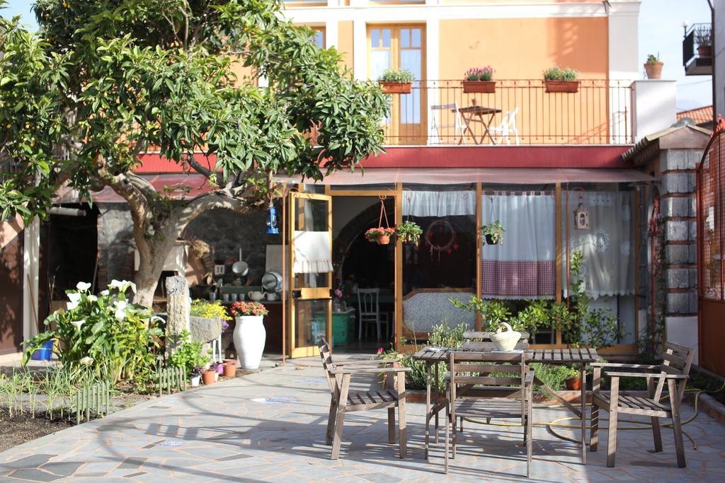 B&B Polifemo Etna Nicolosi Exterior foto